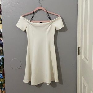 Super Cute Off the Shoulder Dress!!